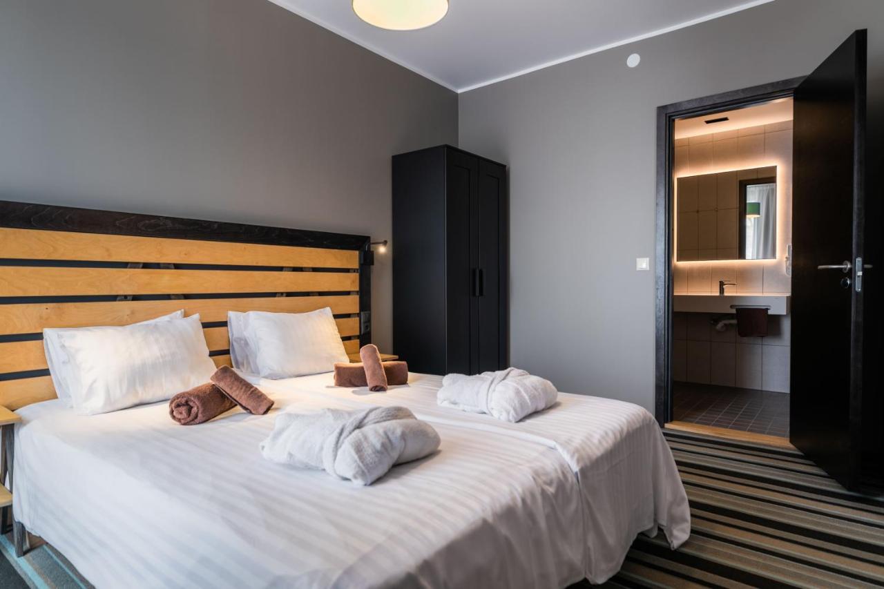 Johan Design & Spa Hotel Kuressaare Exterior foto