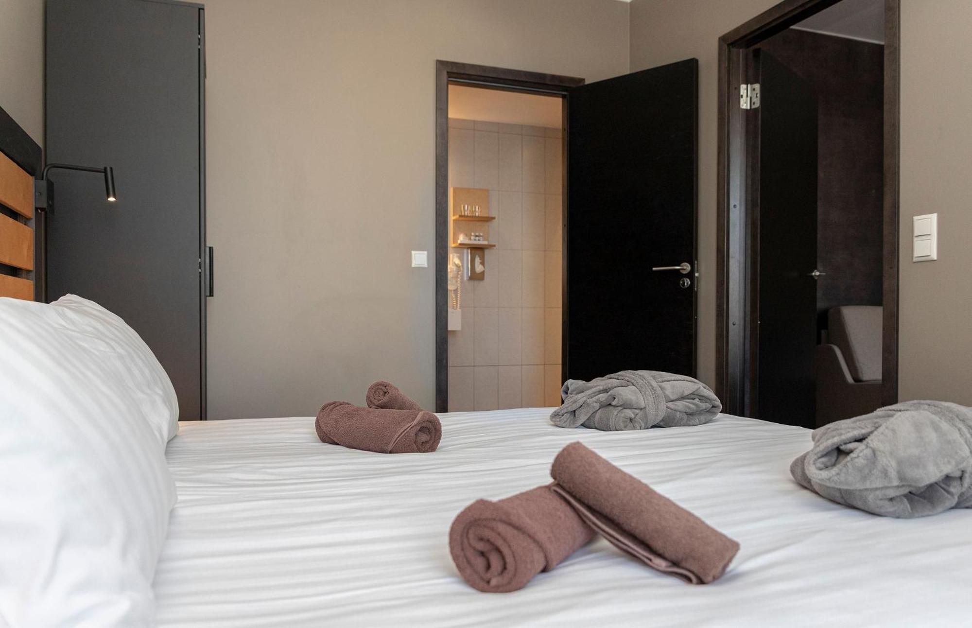 Johan Design & Spa Hotel Kuressaare Exterior foto