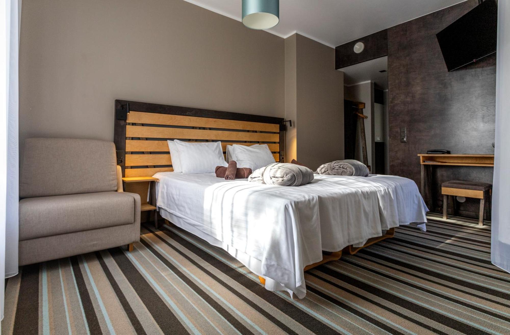 Johan Design & Spa Hotel Kuressaare Exterior foto